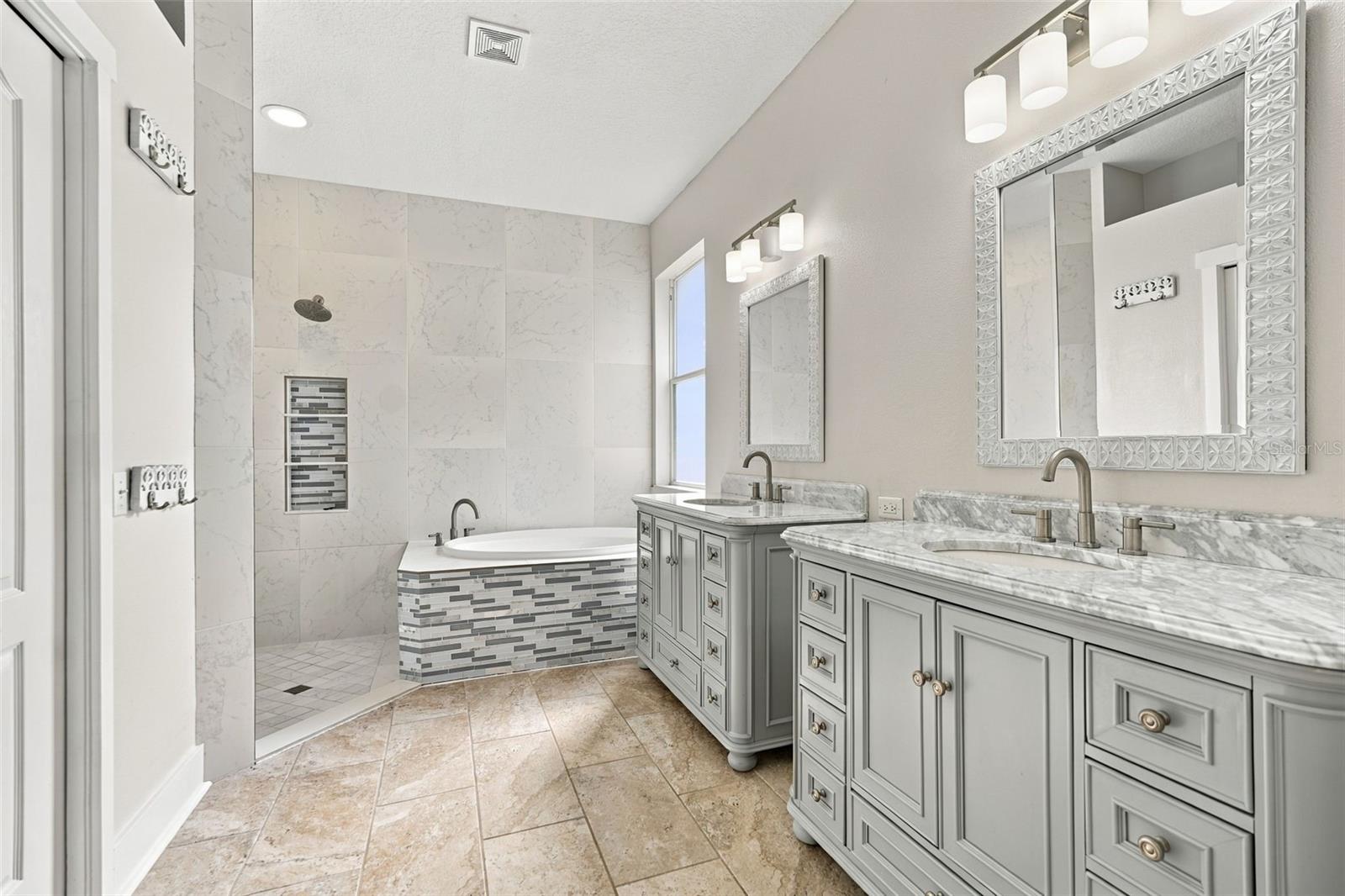4006 30TH LN E — photo 7