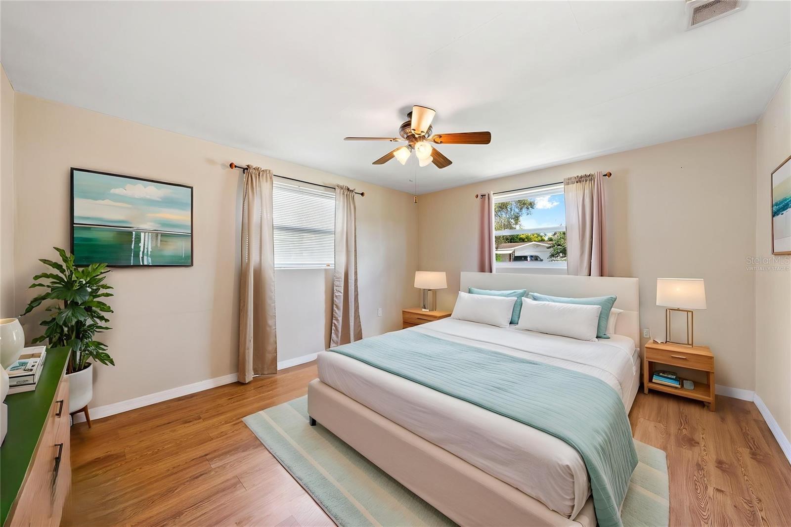 5017 OVERLOOK DR — photo 17