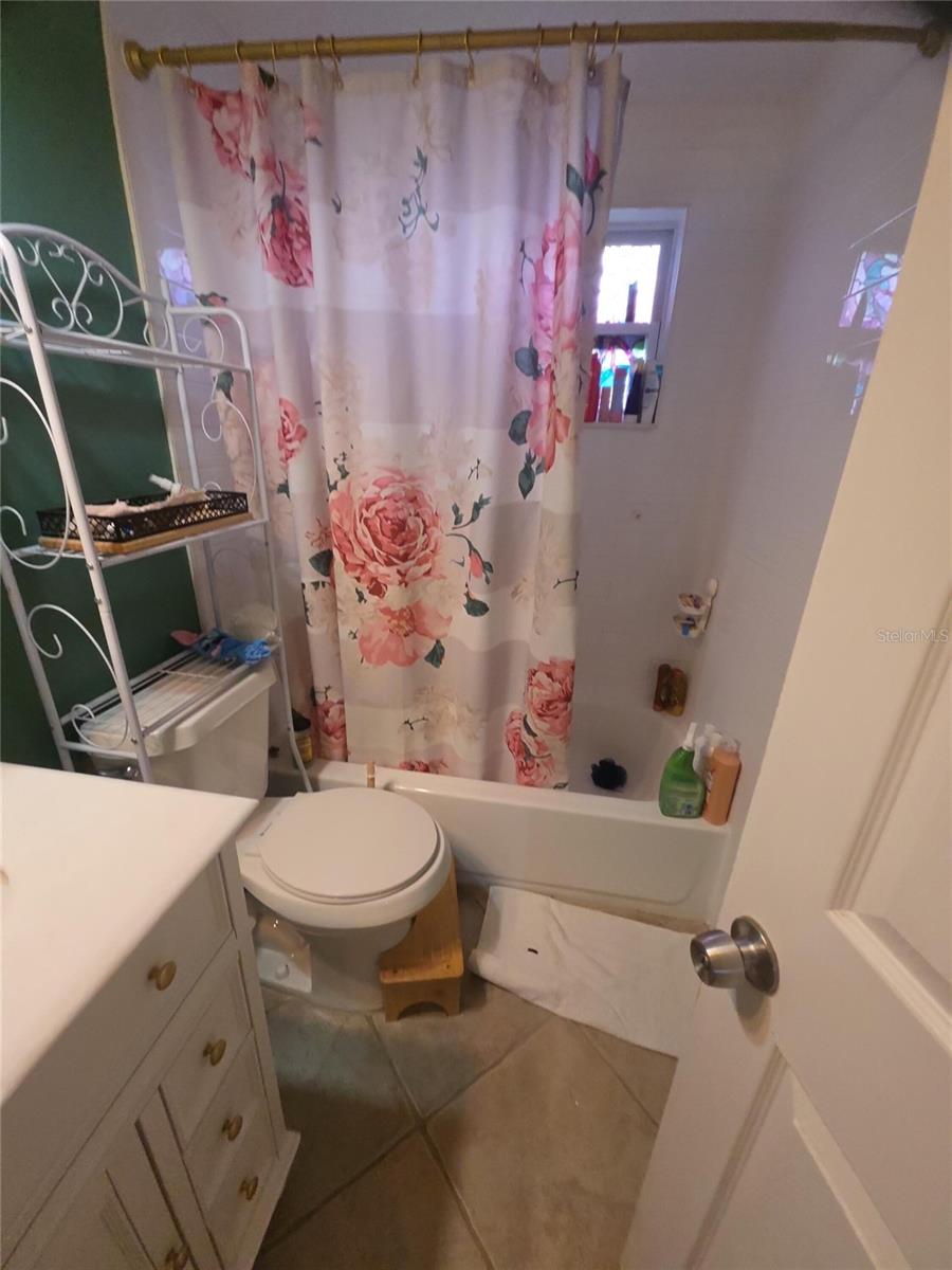 5017 OVERLOOK DR — photo 21