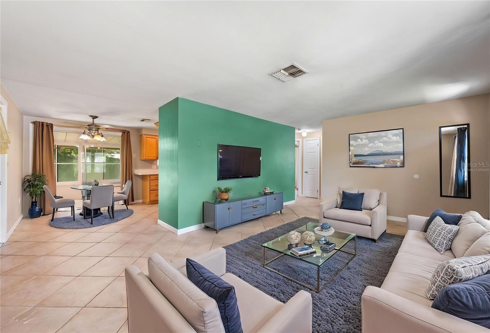 5017 OVERLOOK DR — photo 5