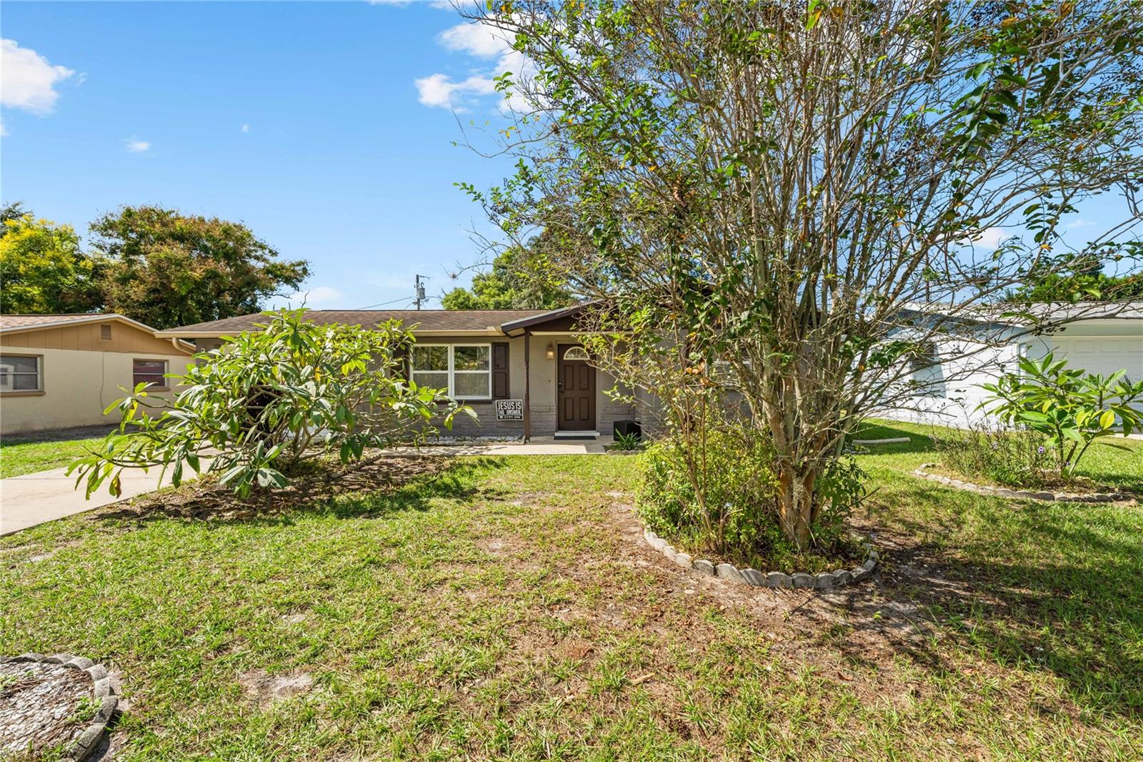 5017 OVERLOOK DR — photo 3