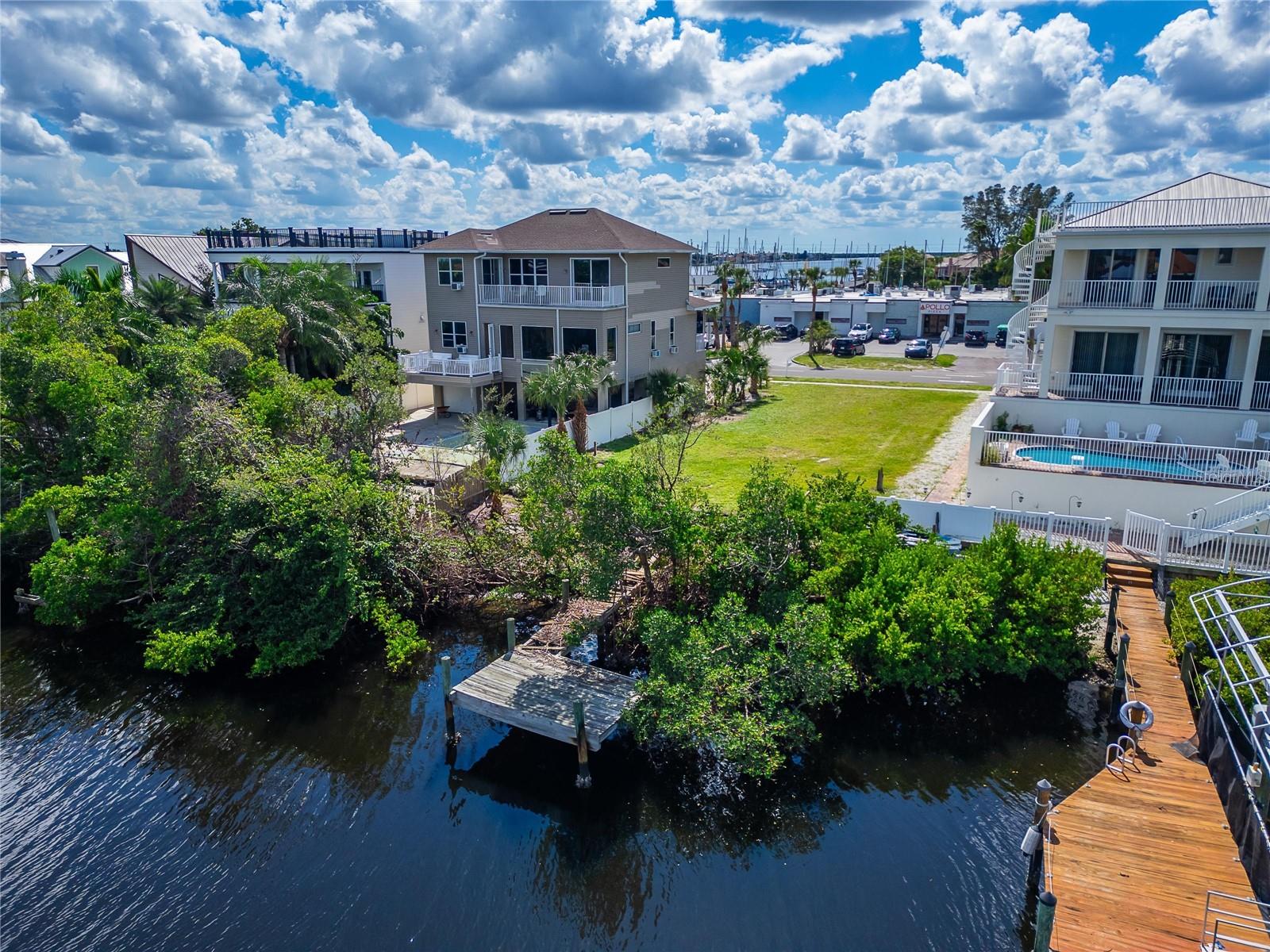 1317 APOLLO BEACH BLVD — photo 31