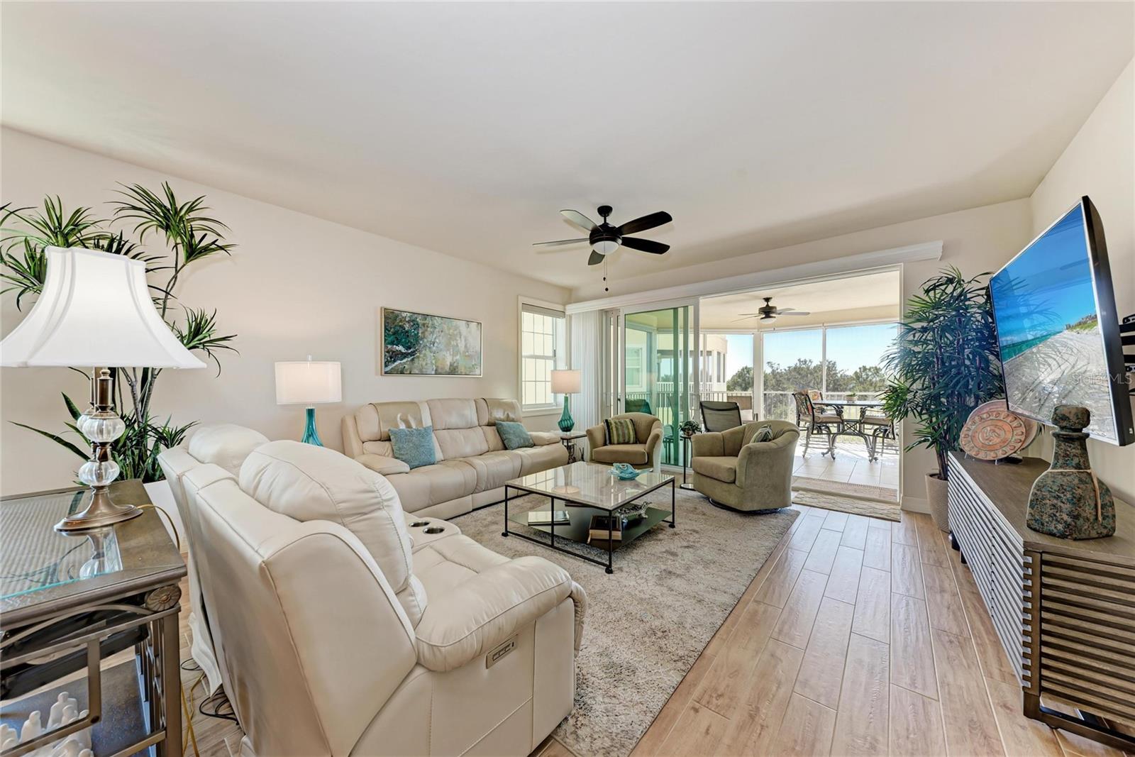 250 HIDDEN BAY DR #301 — photo 11