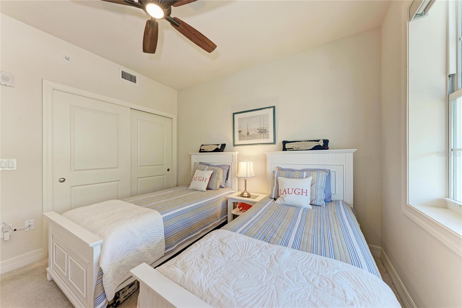 250 HIDDEN BAY DR #301 — photo 27