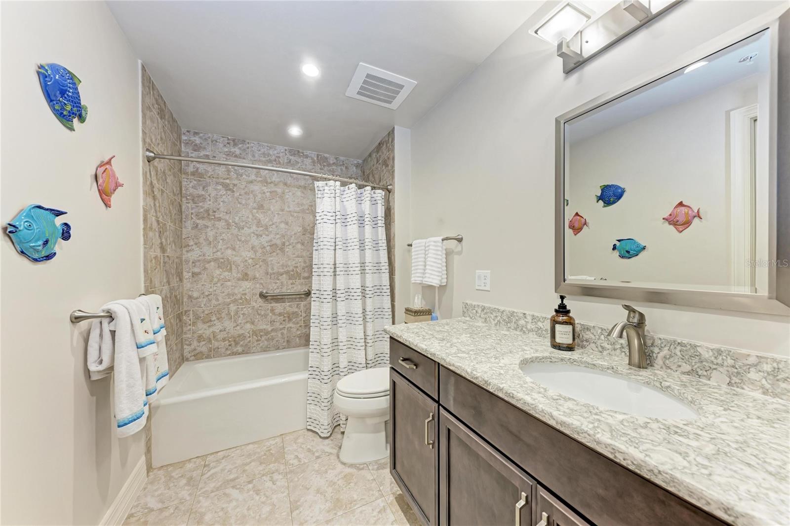 250 HIDDEN BAY DR #301 — photo 30