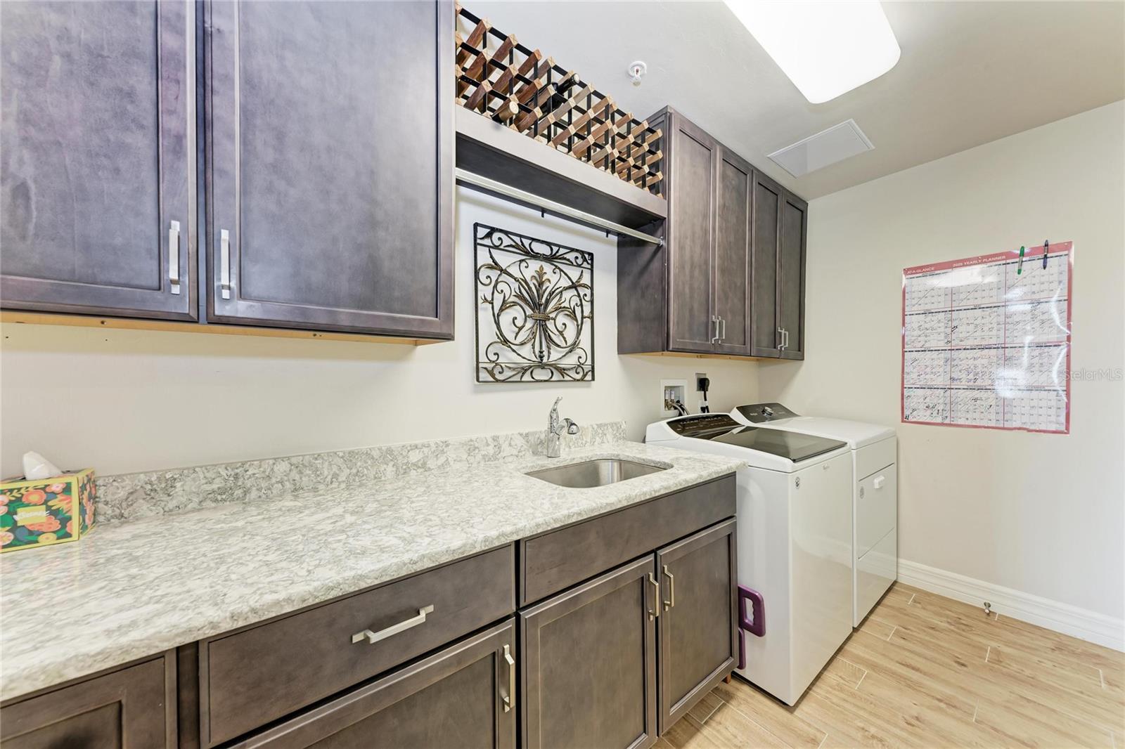 250 HIDDEN BAY DR #301 — photo 31