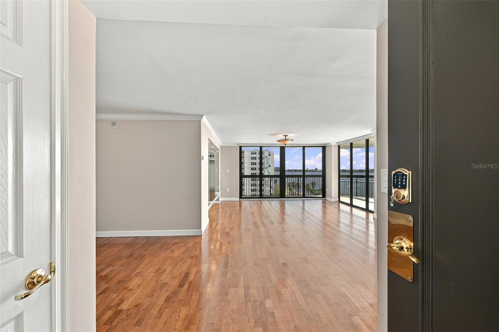 2413 BAYSHORE BLVD #1005 — photo 4