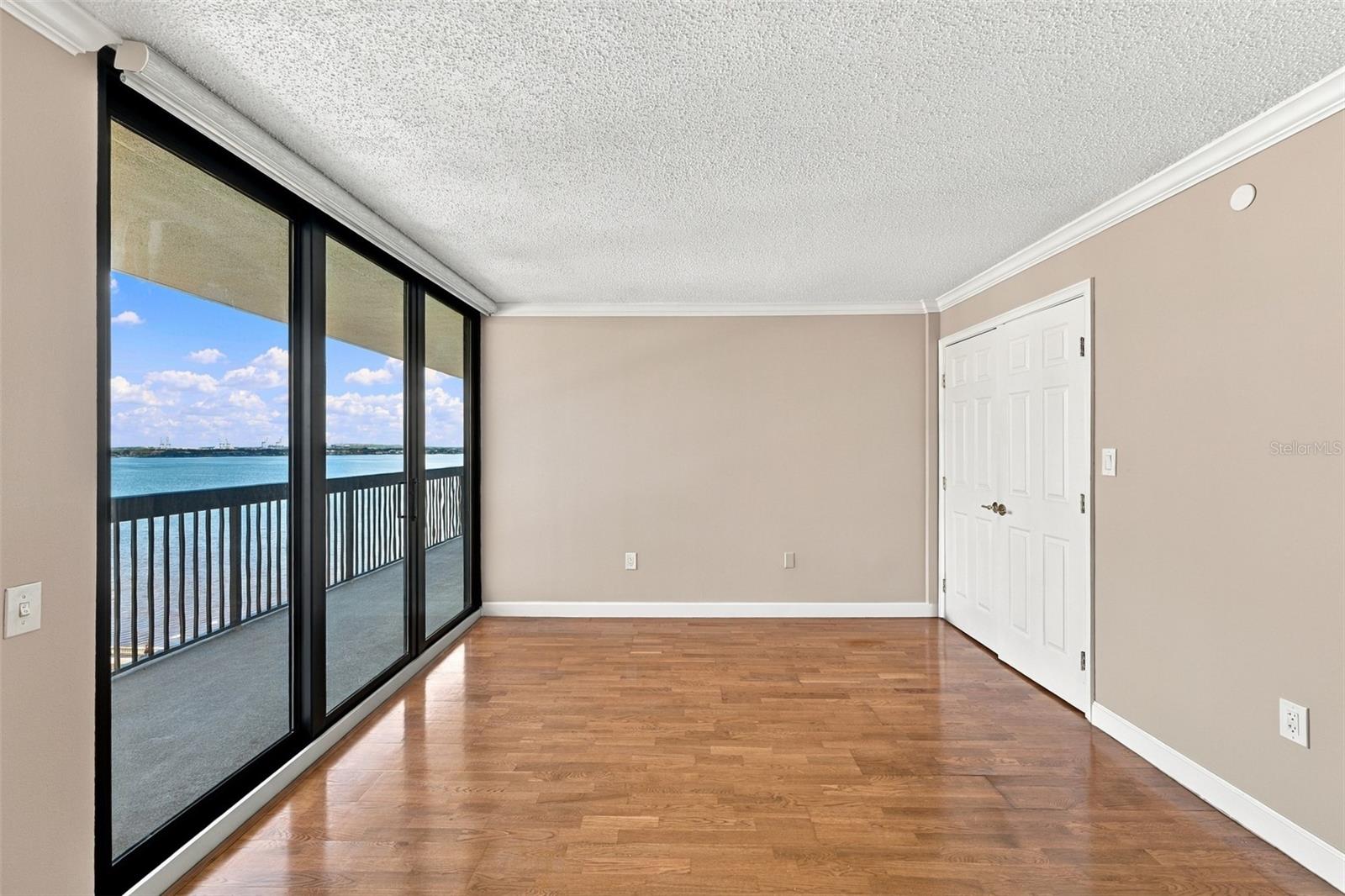 2413 BAYSHORE BLVD #1005 — photo 32