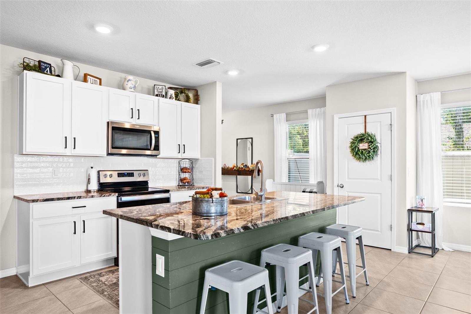 2401 MOON SHADOW RD — photo 5