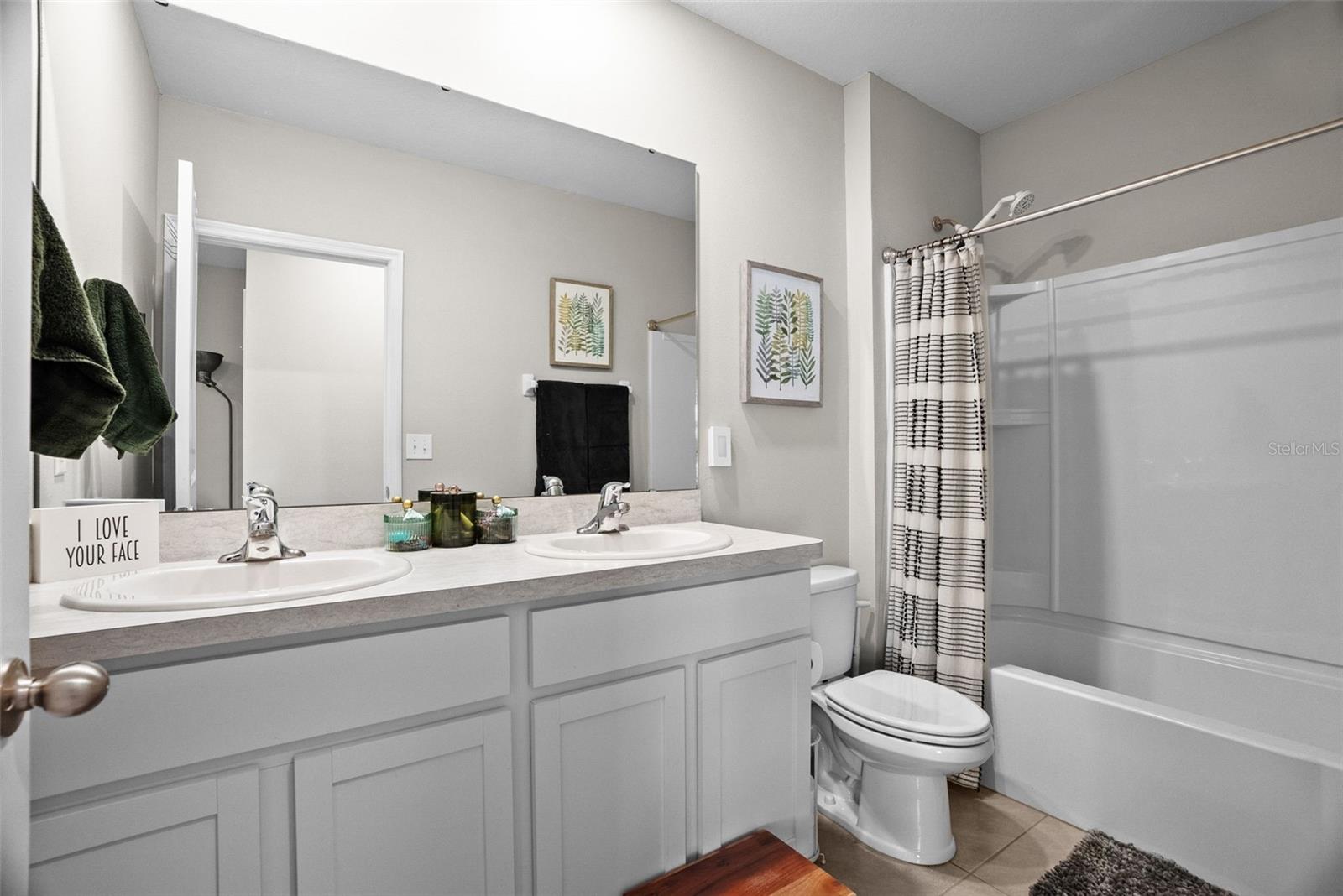 2401 MOON SHADOW RD — photo 33