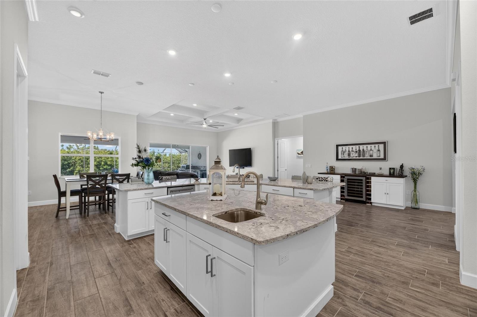 816 MANNS HARBOR DR — photo 17