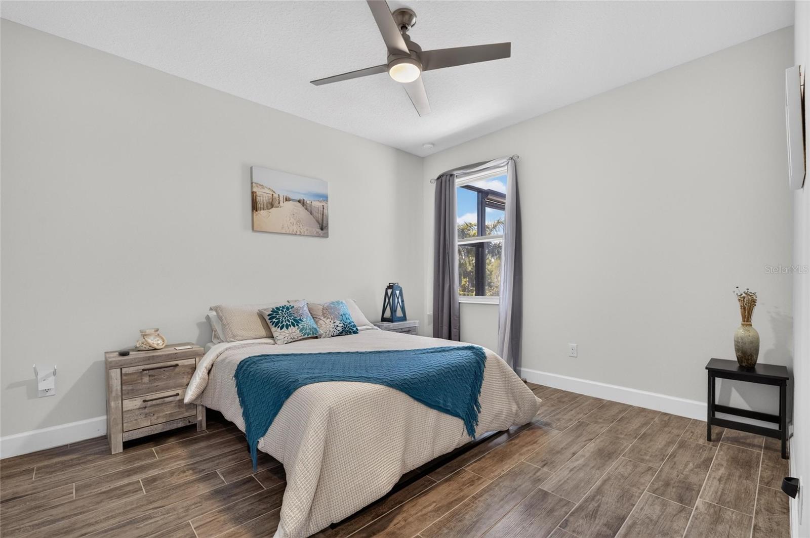 816 MANNS HARBOR DR — photo 43