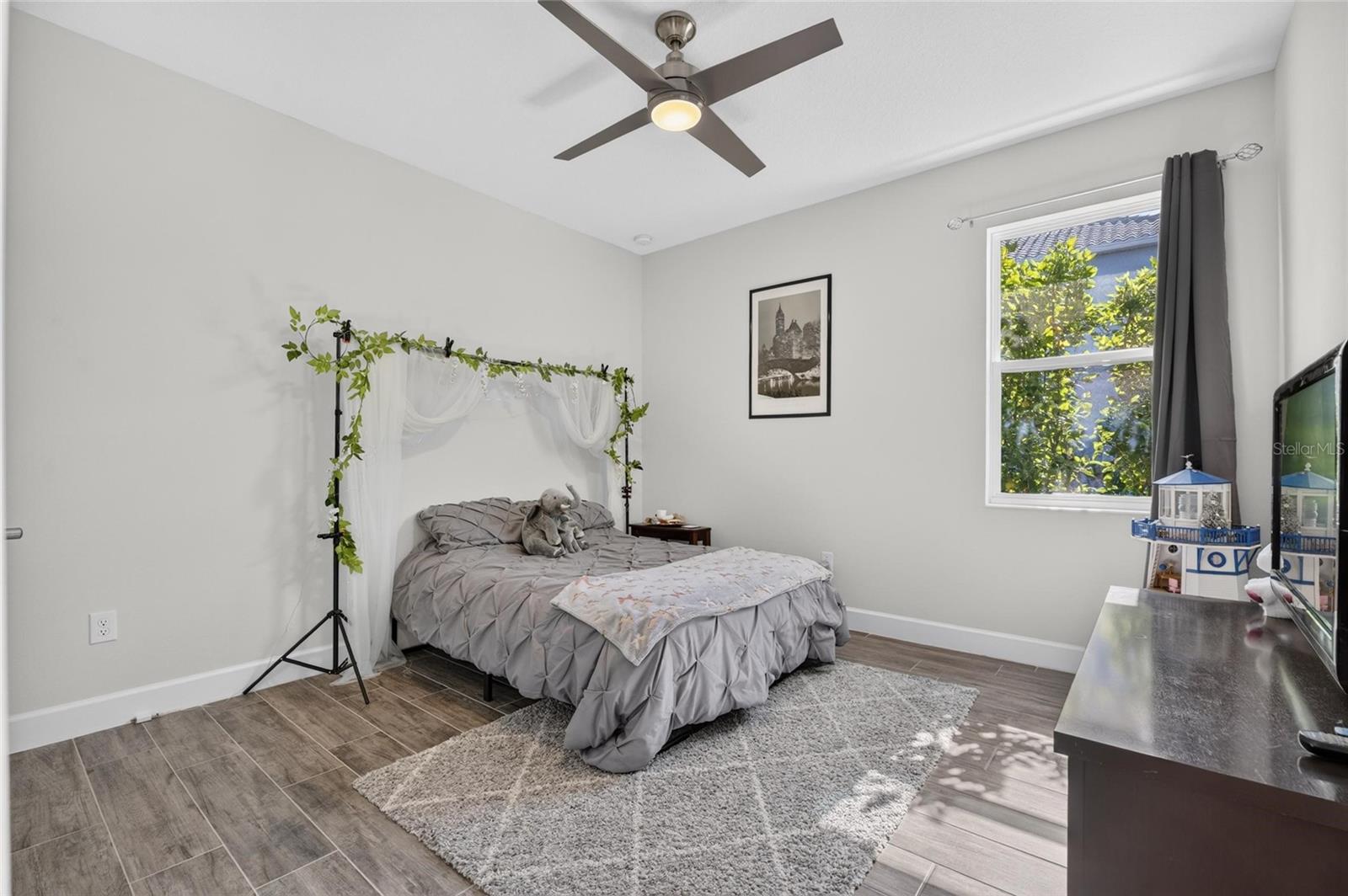 816 MANNS HARBOR DR — photo 41