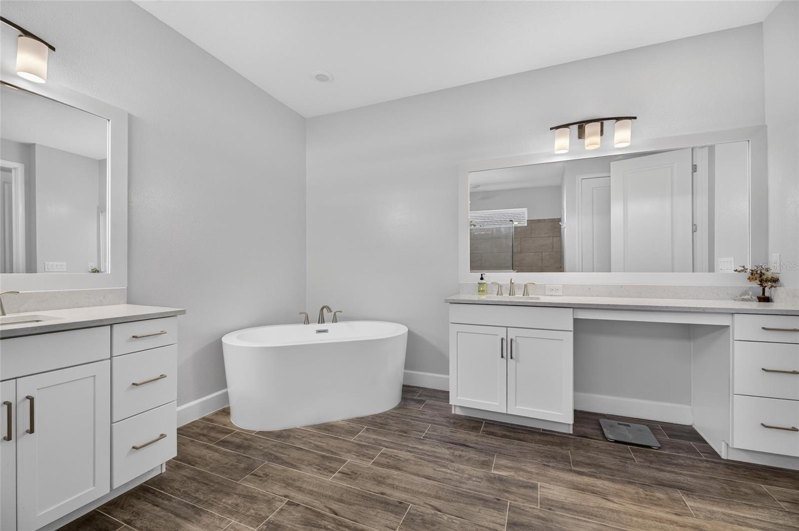 816 MANNS HARBOR DR — photo 29