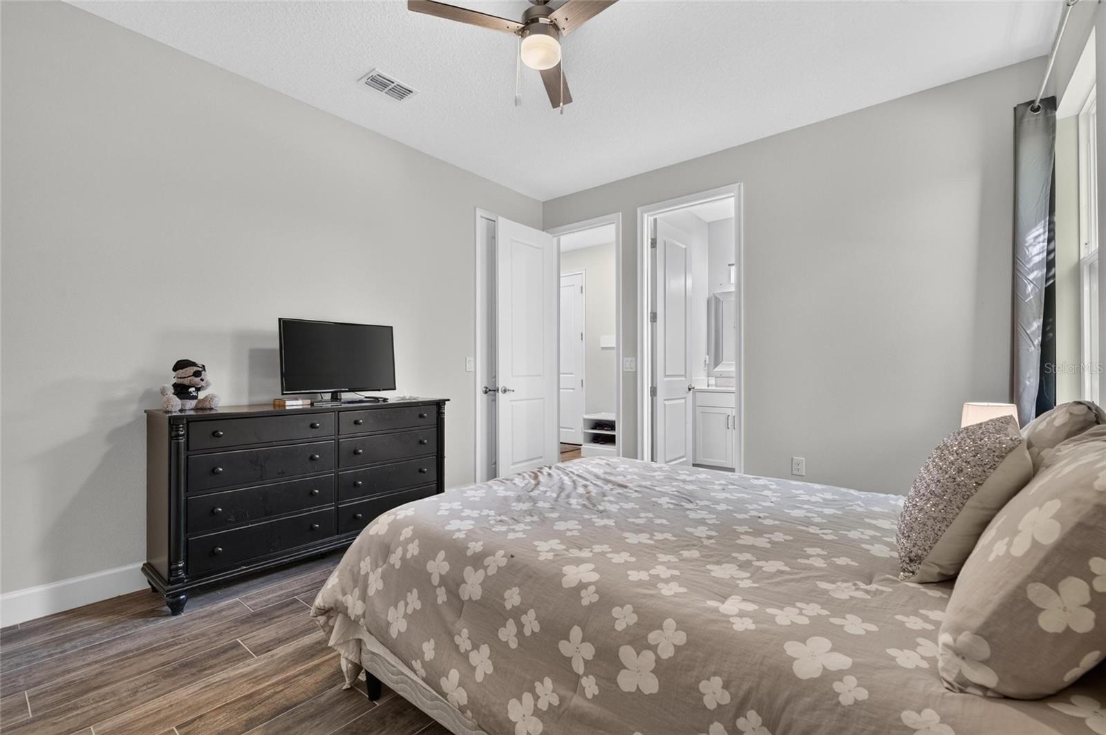816 MANNS HARBOR DR — photo 38
