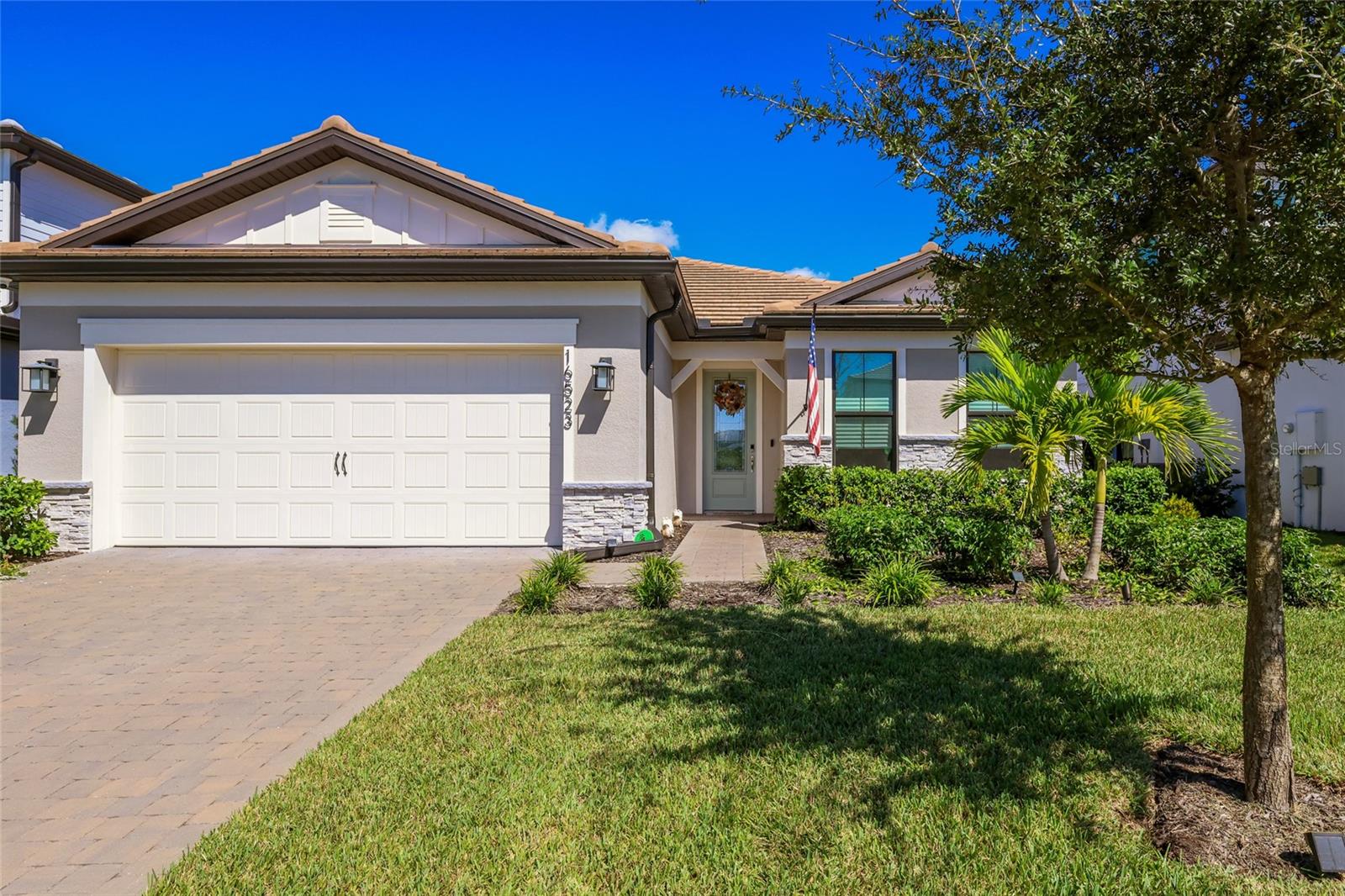 16523 ARBOR RIDGE TRL — photo 3