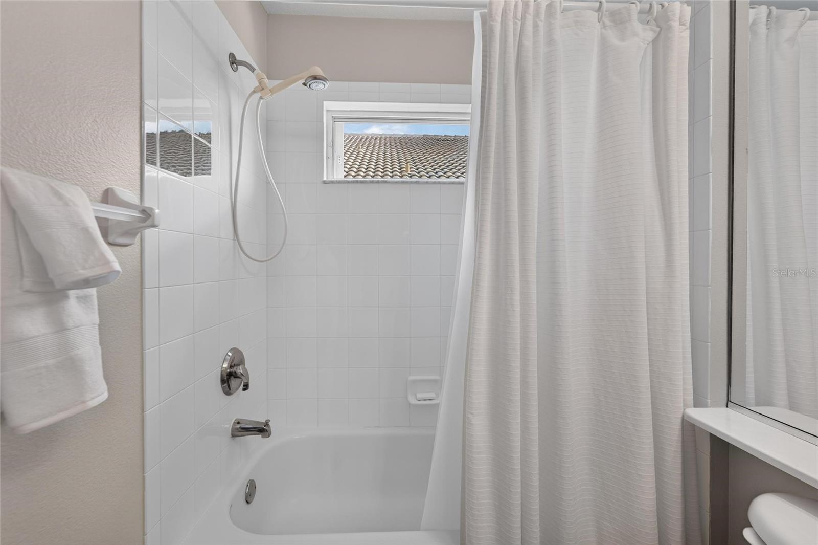 174 BRAEMAR AVE — photo 35