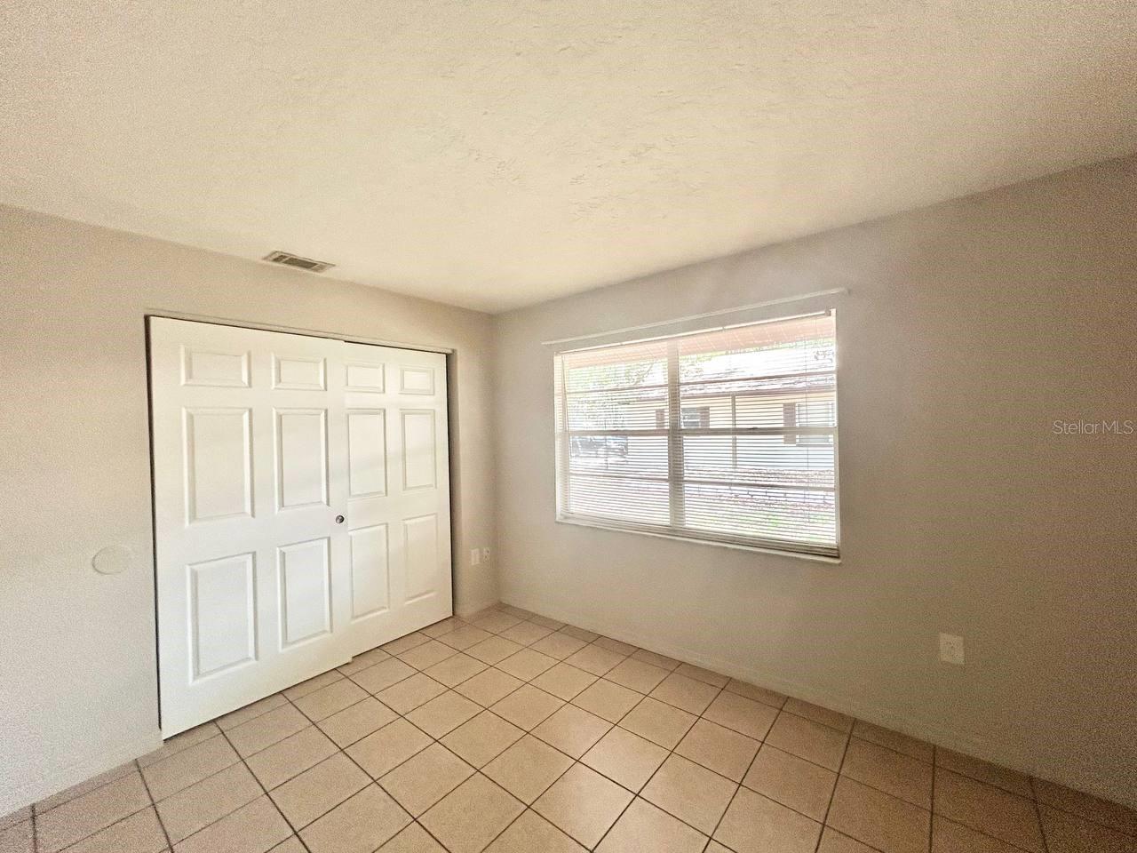 5800 MONTANA AVE — photo 15