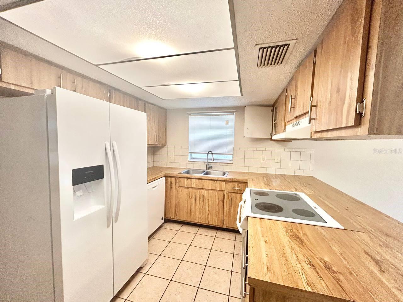 5800 MONTANA AVE — photo 7