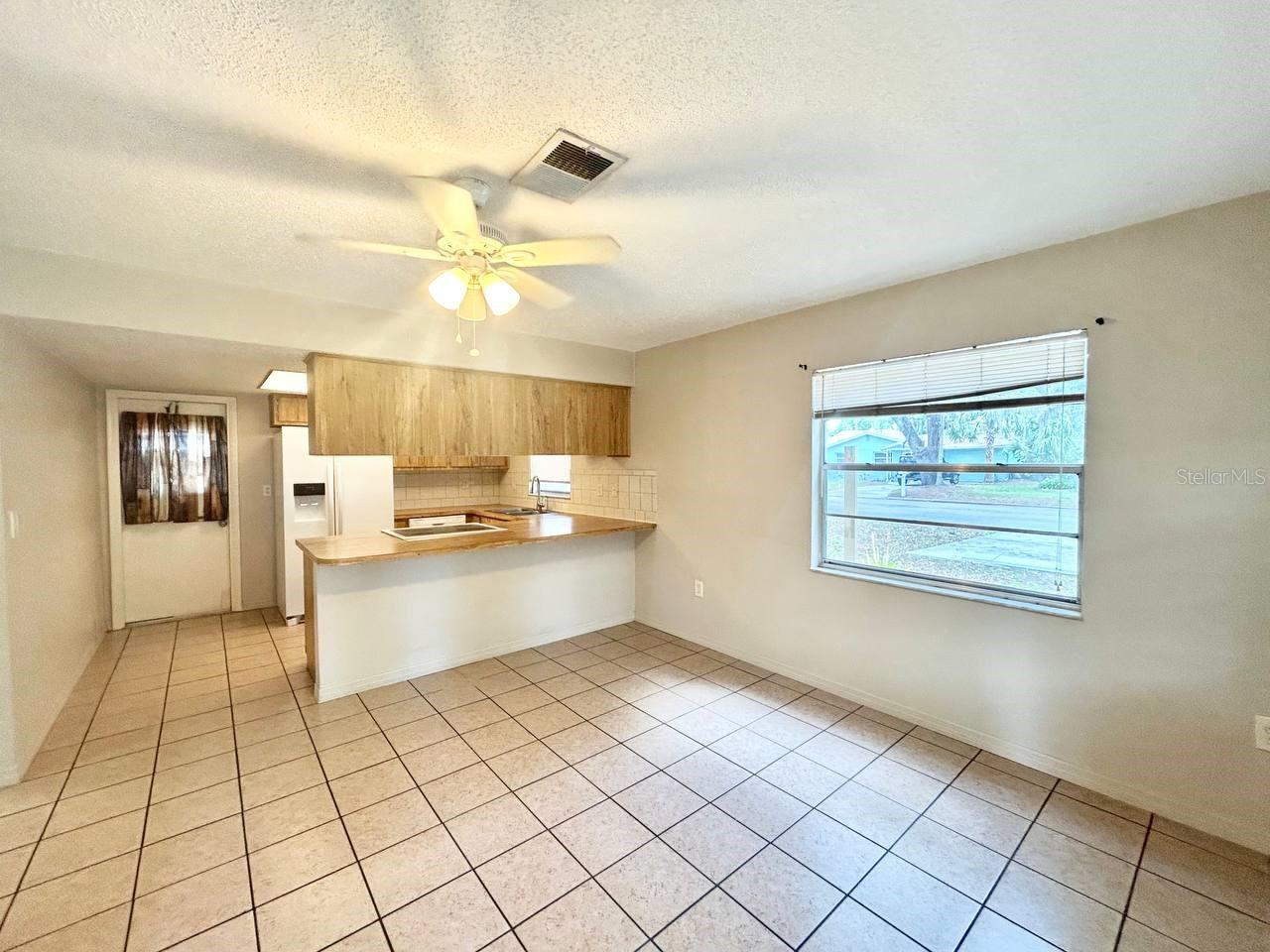 5800 MONTANA AVE — photo 5