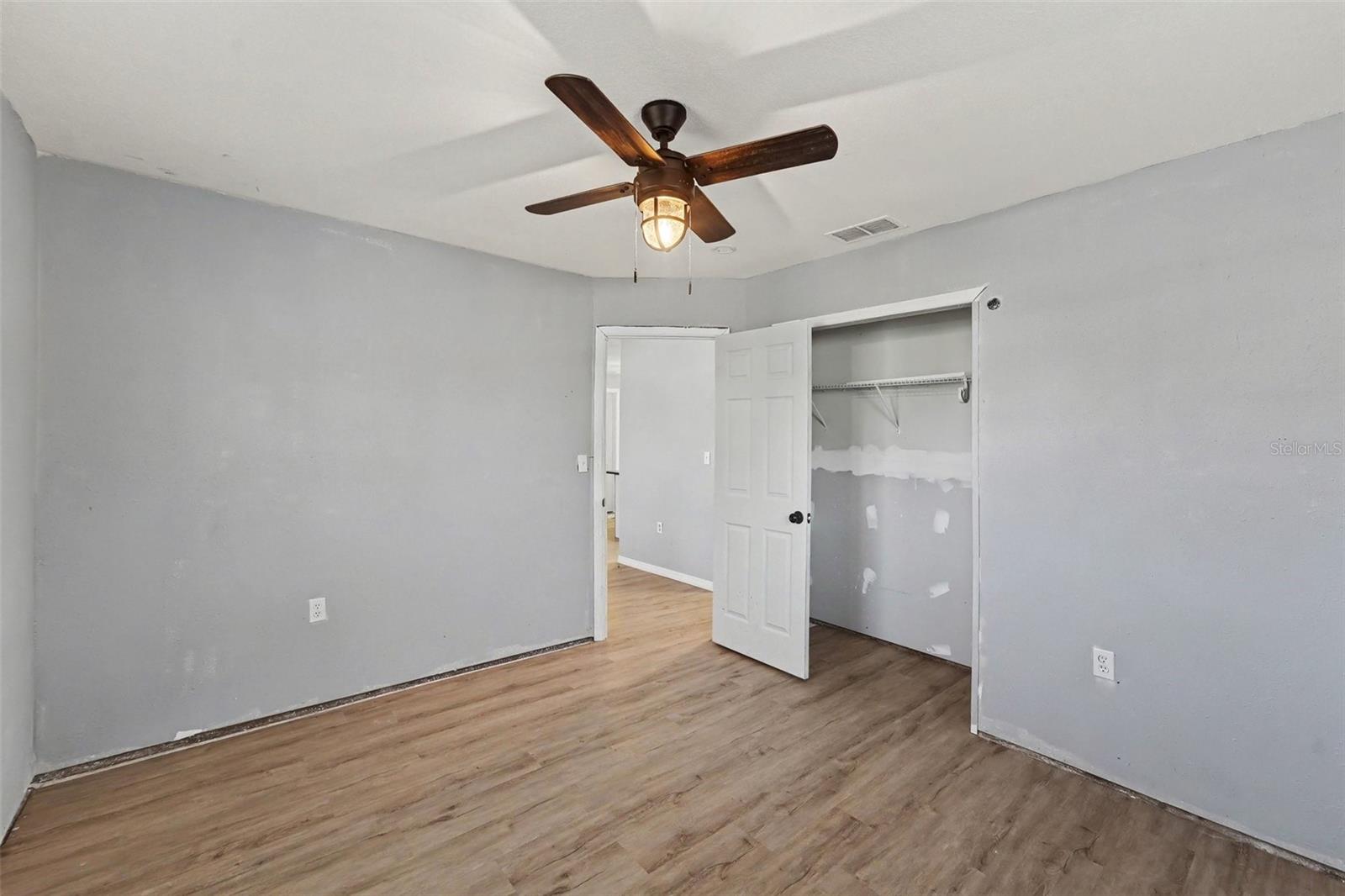 5200 BEHMS CT — photo 9