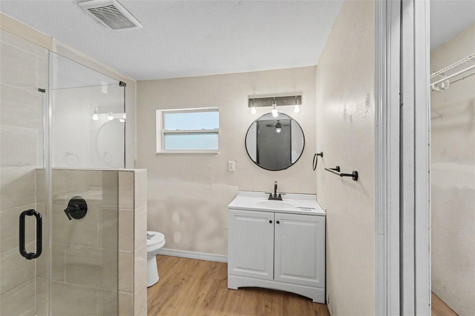 5200 BEHMS CT — photo 8