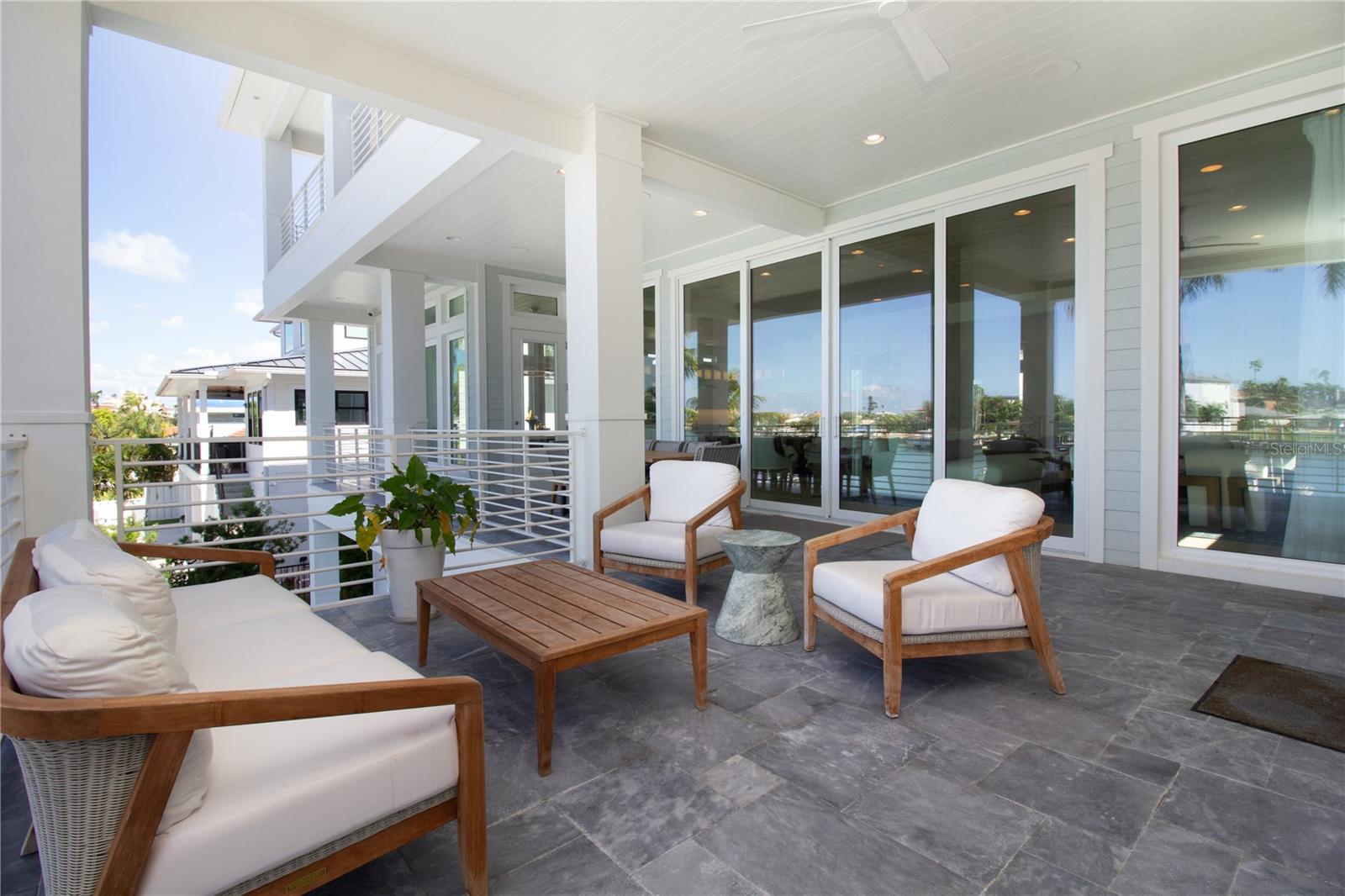 271 S JULIA CIR — photo 37