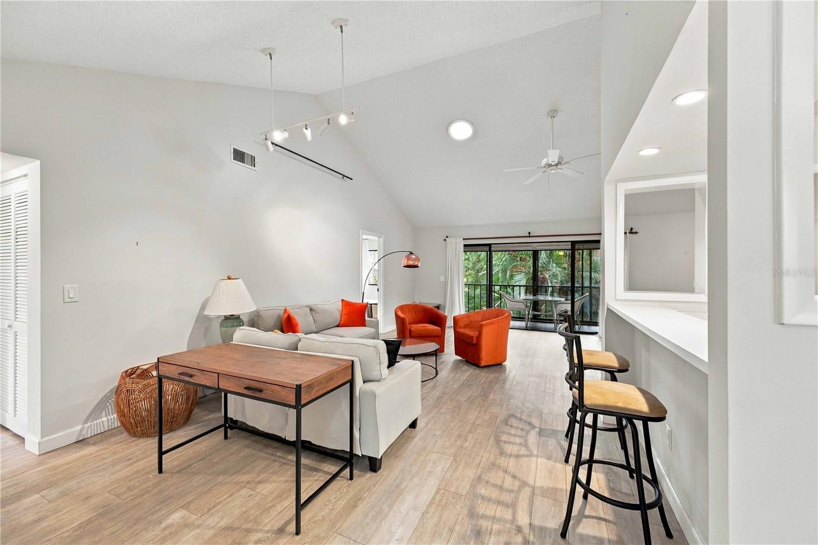 1711 PELICAN COVE RD #443 — photo 4