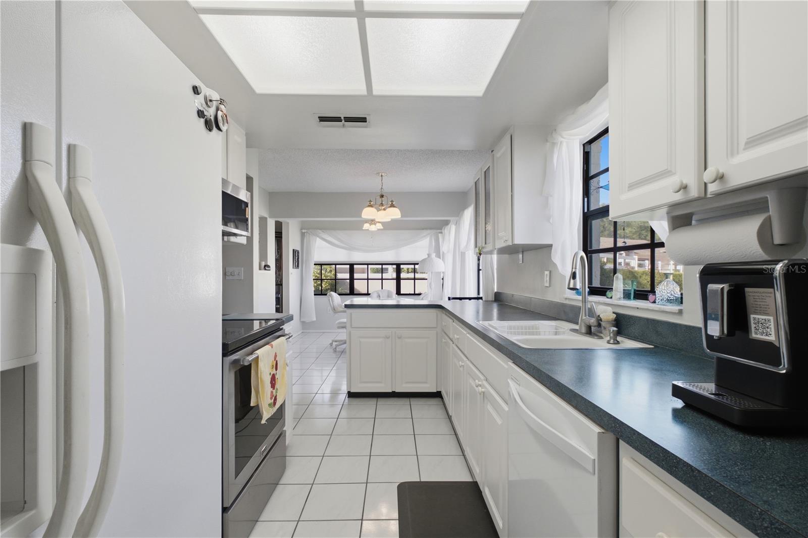 1622 HIGHLAND CLUB LN — photo 18