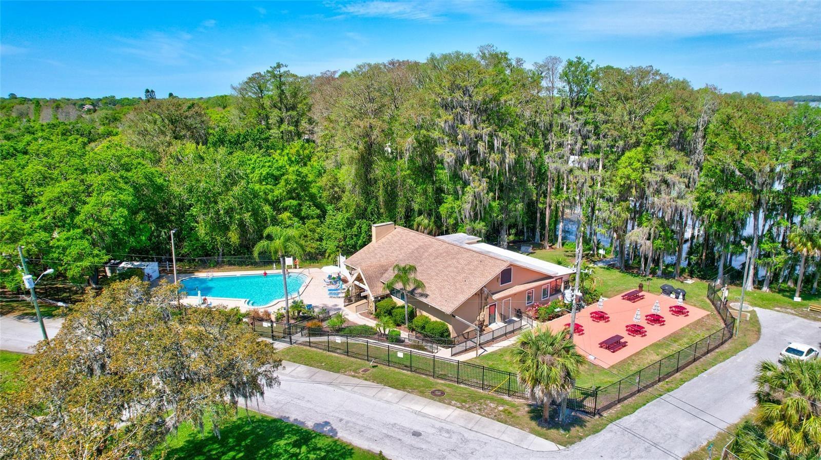 1622 HIGHLAND CLUB LN — photo 69