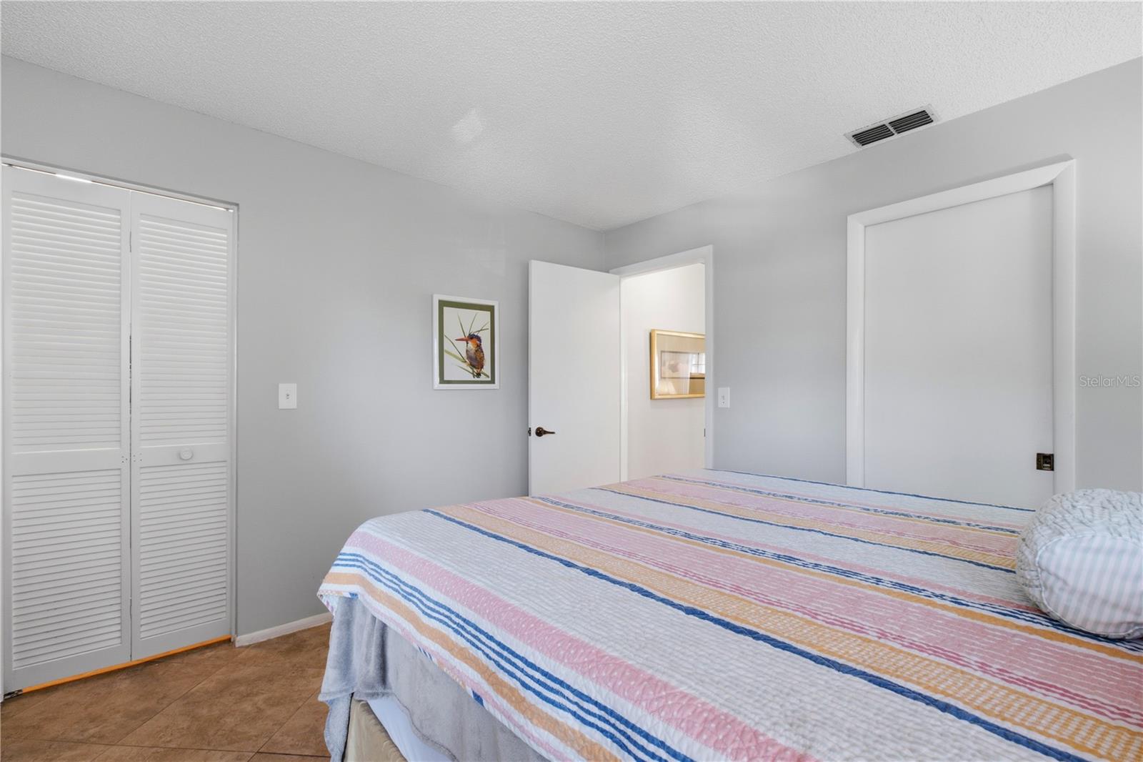 1622 HIGHLAND CLUB LN — photo 33