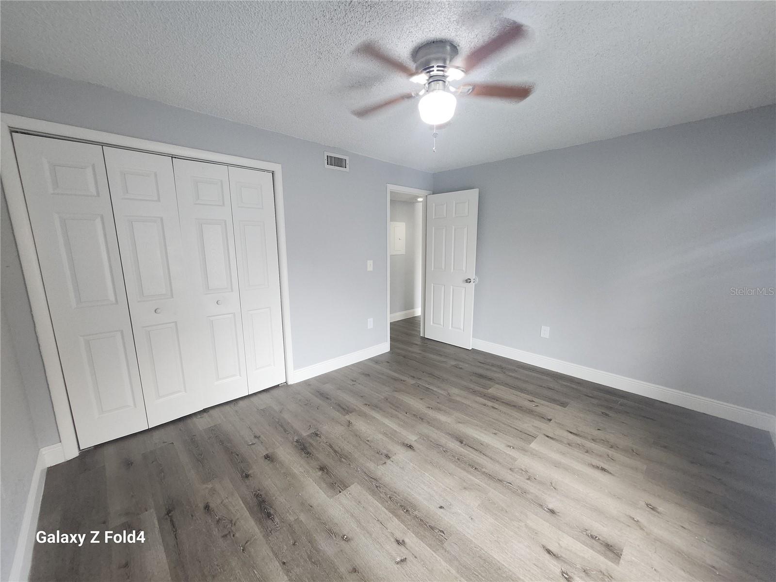 5704 N LINCOLN AVE #C — photo 6