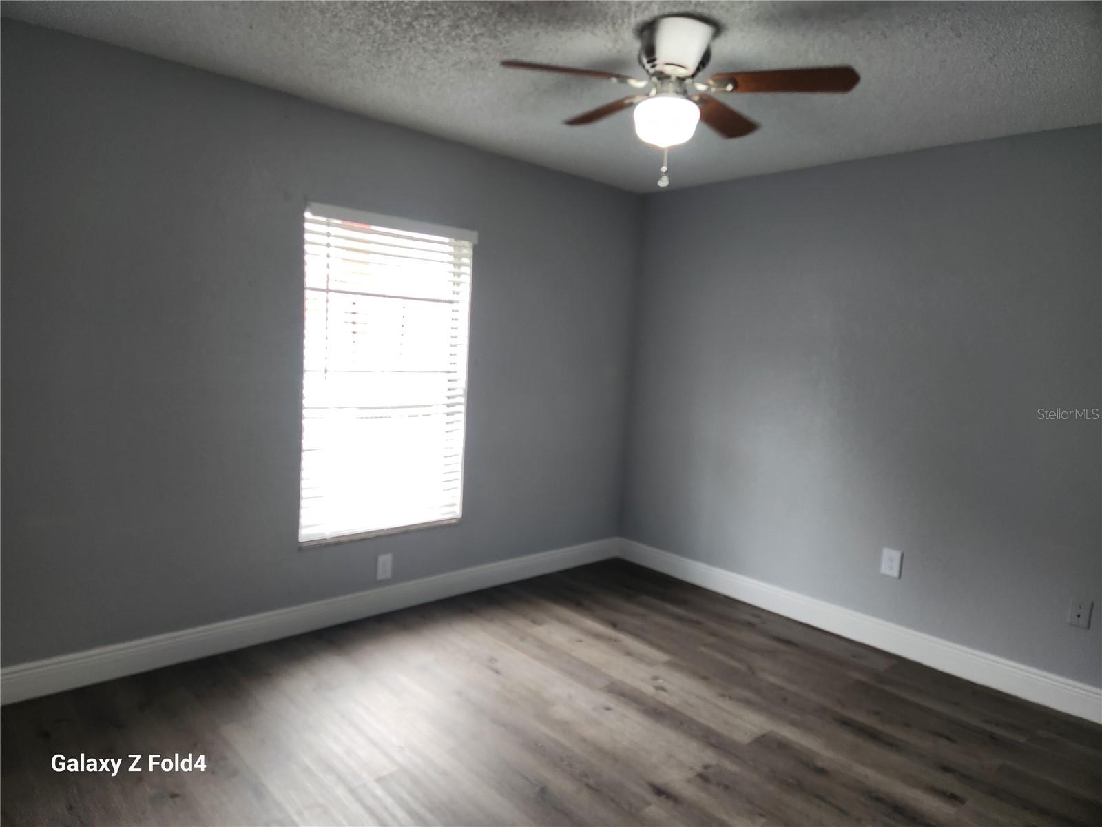 5704 N LINCOLN AVE #C — photo 5
