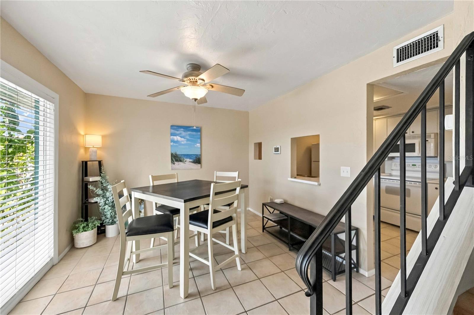 168 CIRCLEWOOD DR #102 — photo 12