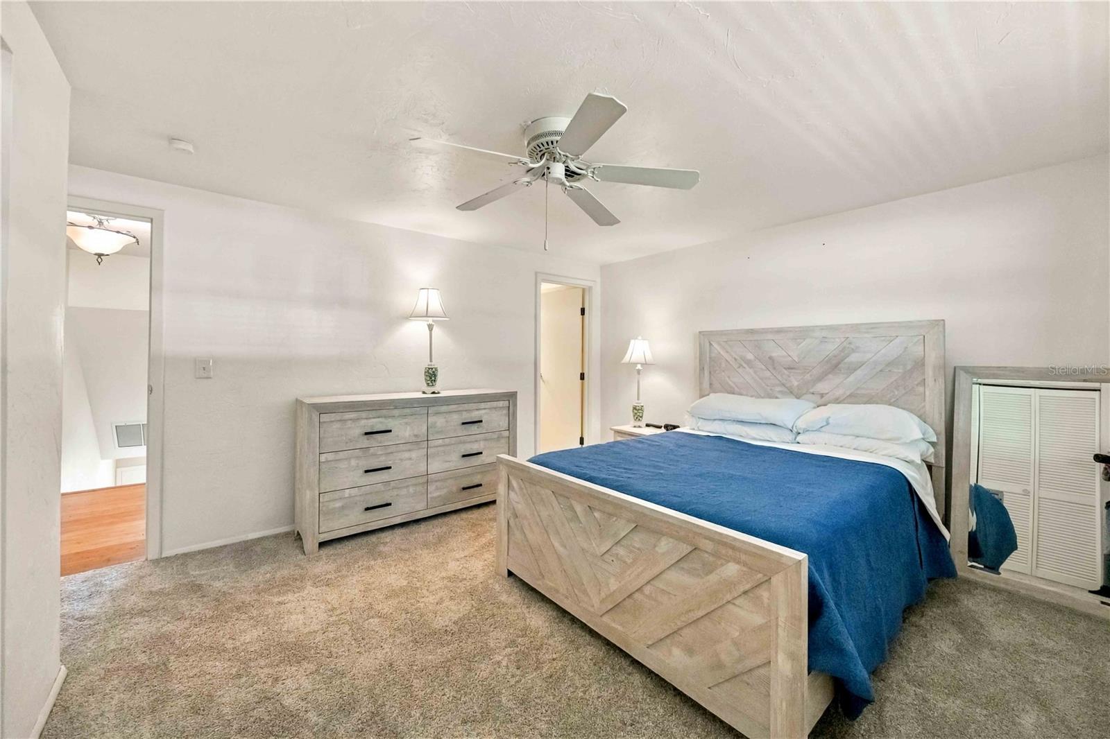 168 CIRCLEWOOD DR #102 — photo 20