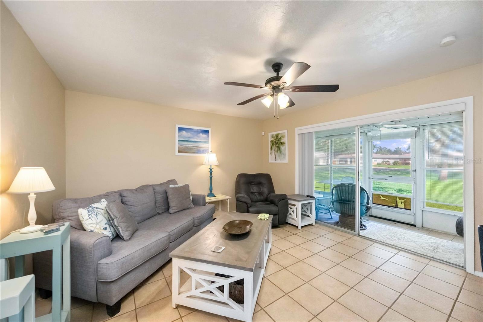 168 CIRCLEWOOD DR #102 — photo 8