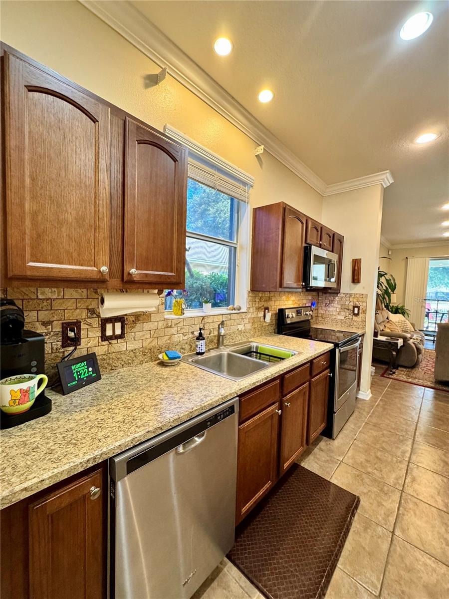 13350 MEADOW GOLF AVE — photo 26