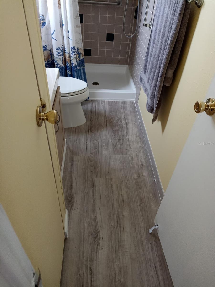 3421 HAMPSHIRE DR — photo 14
