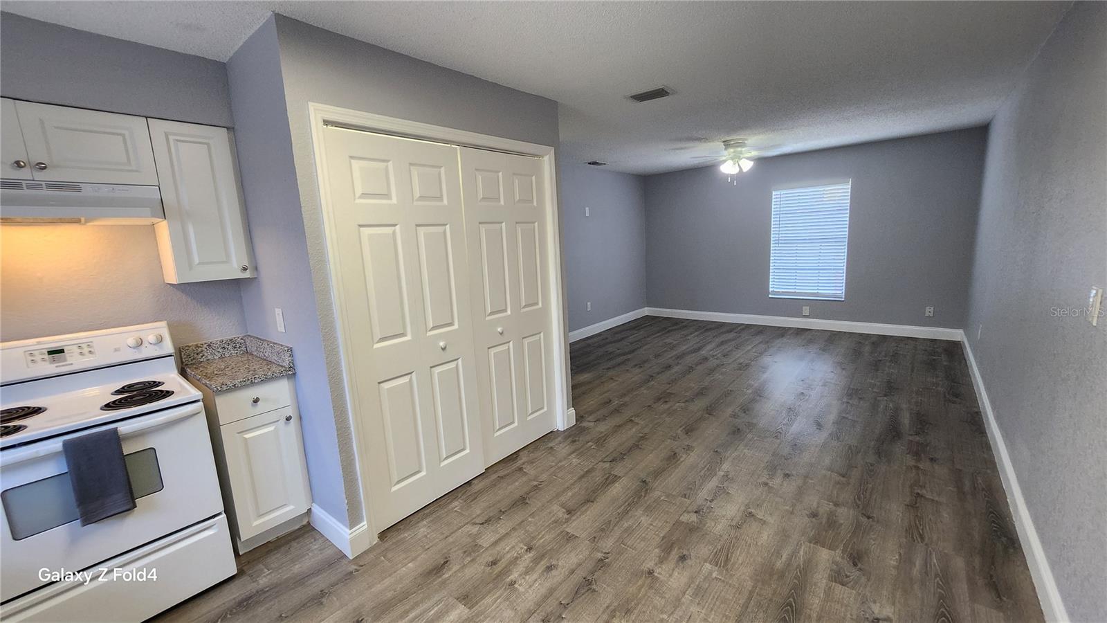 5710 N LINCOLN AVE #D — photo 3