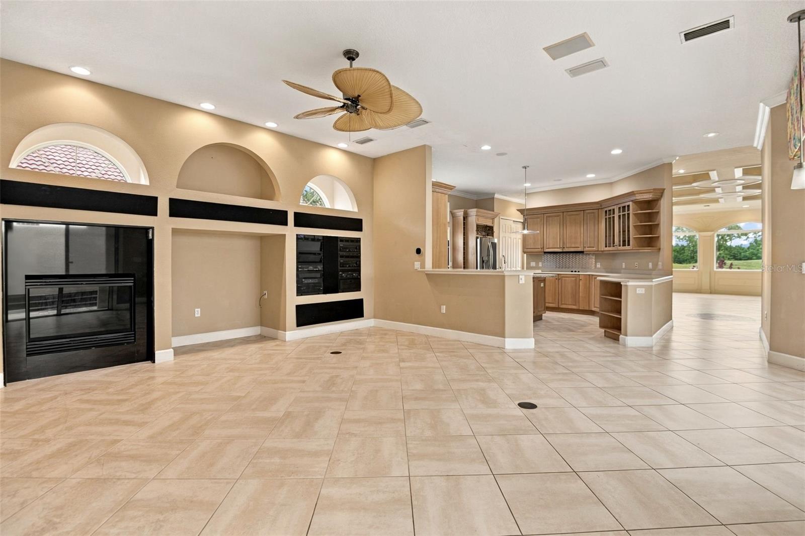 4541 MURCIA BLVD #11 — photo 6