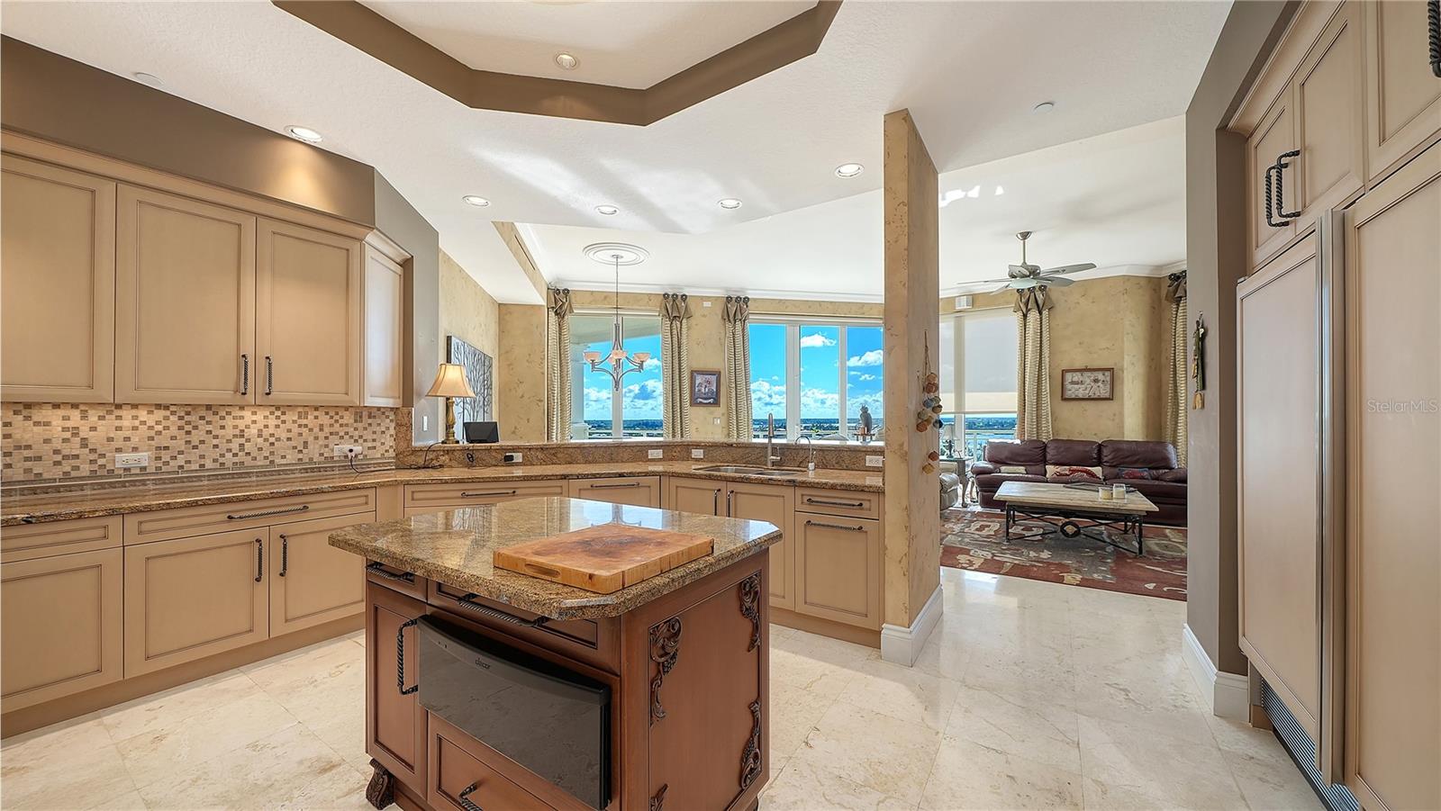 2050 BENJAMIN FRANKLIN DR #PH1102 — photo 24