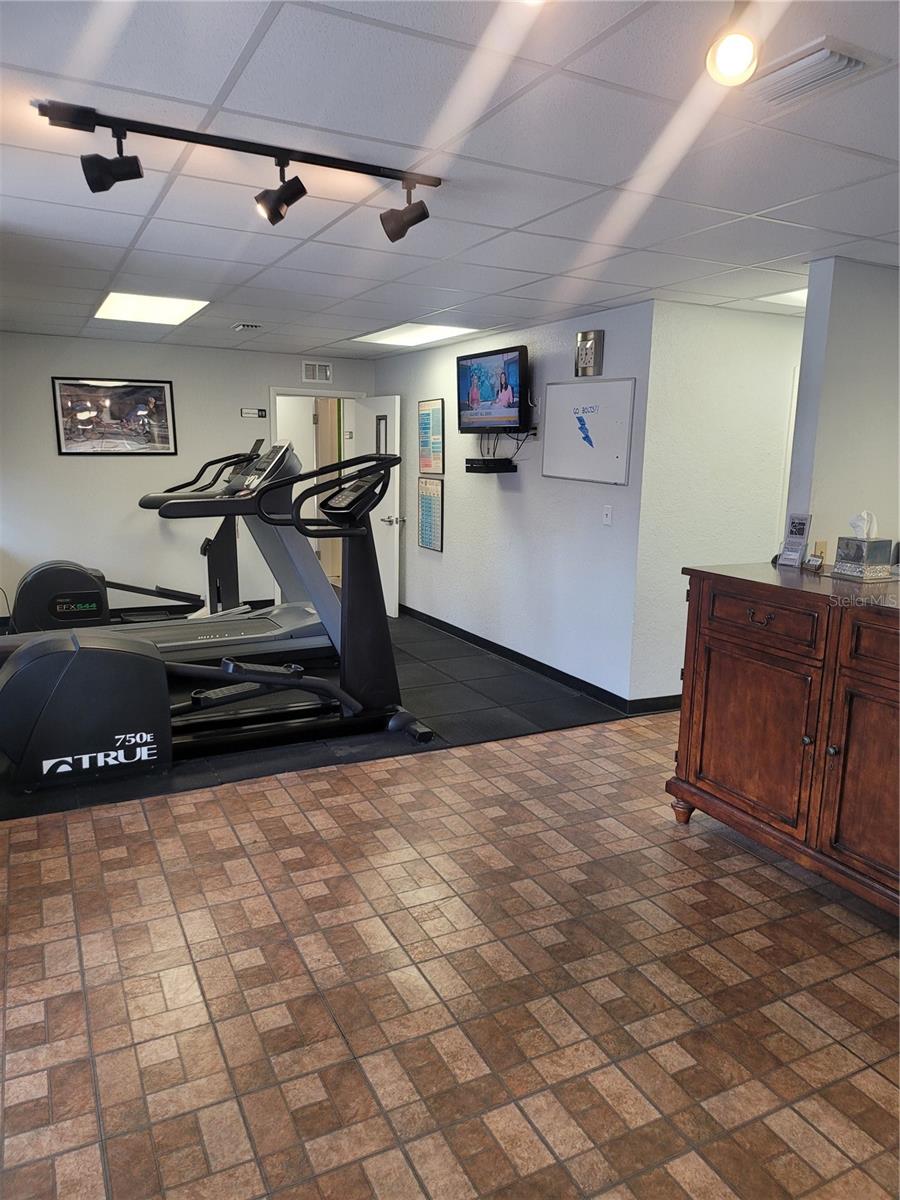 814 S DALE MABRY HWY — photo 7