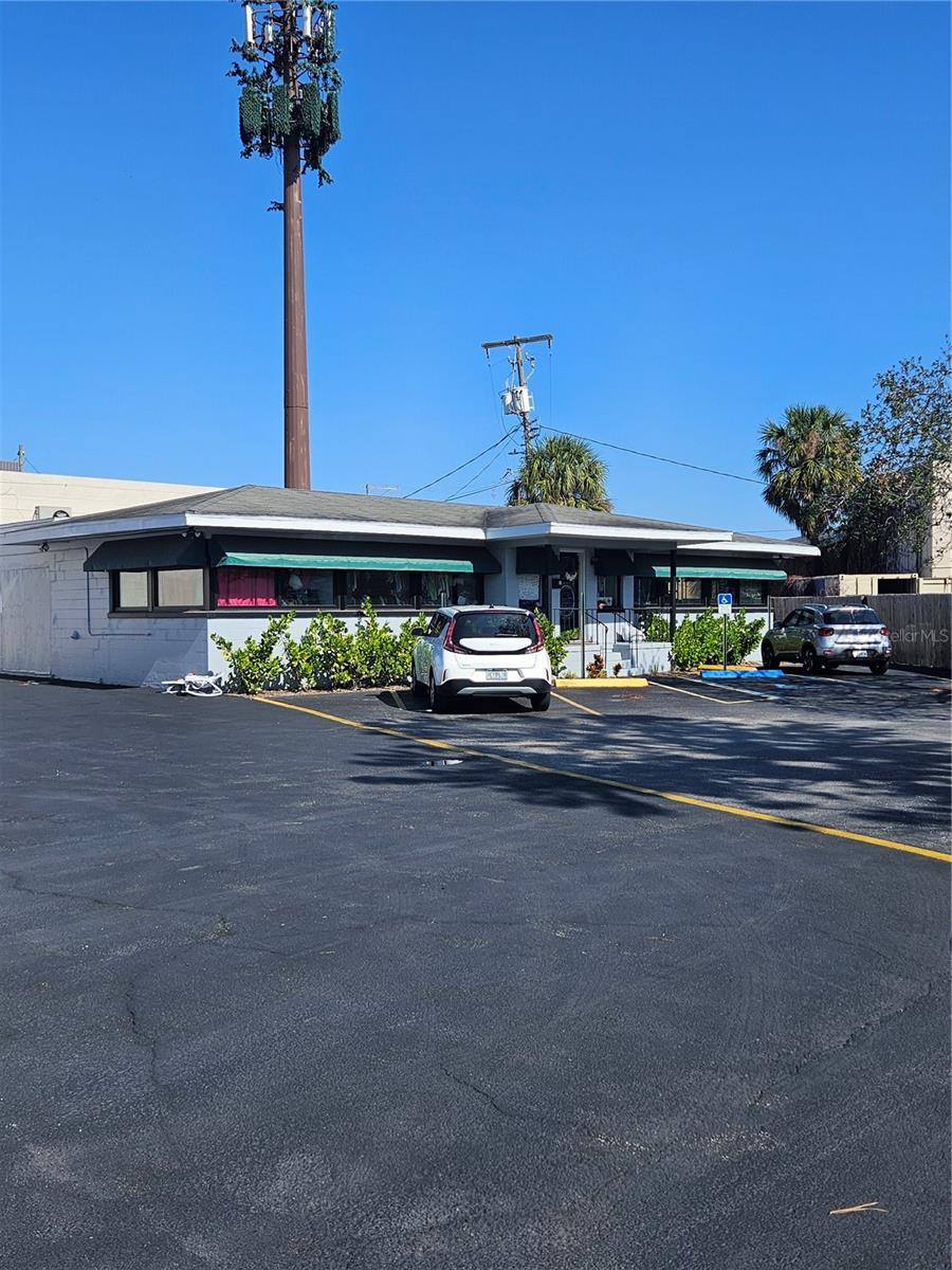814 S DALE MABRY HWY — photo 4