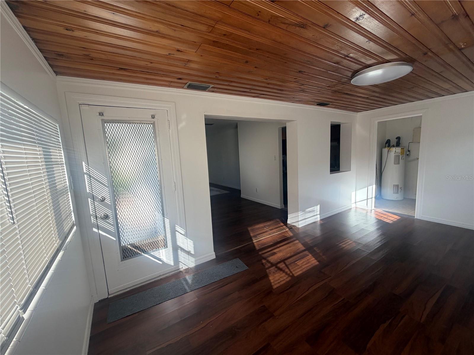 4017 W LASALLE ST — photo 4