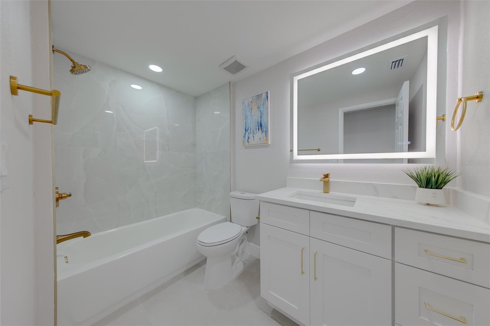 7149 CHANNELSIDE LN N — photo 26
