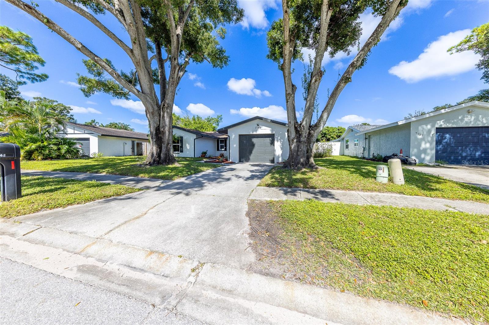 7149 CHANNELSIDE LN N — photo 53
