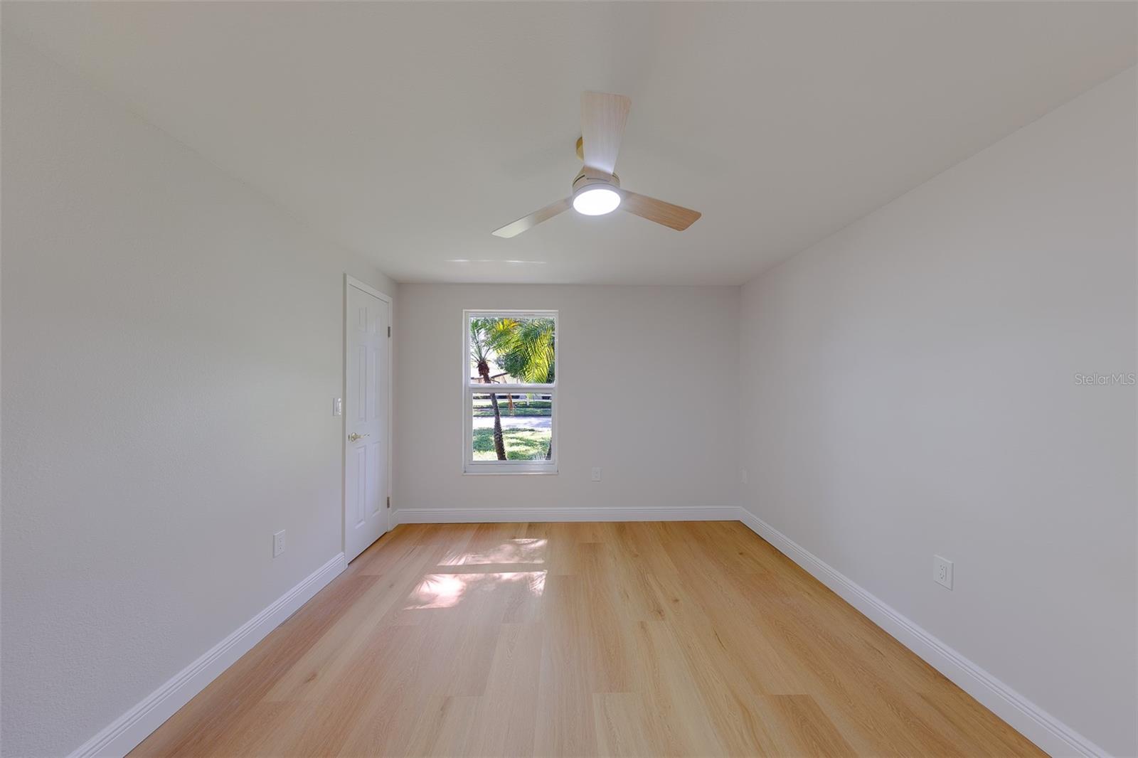 7149 CHANNELSIDE LN N — photo 24