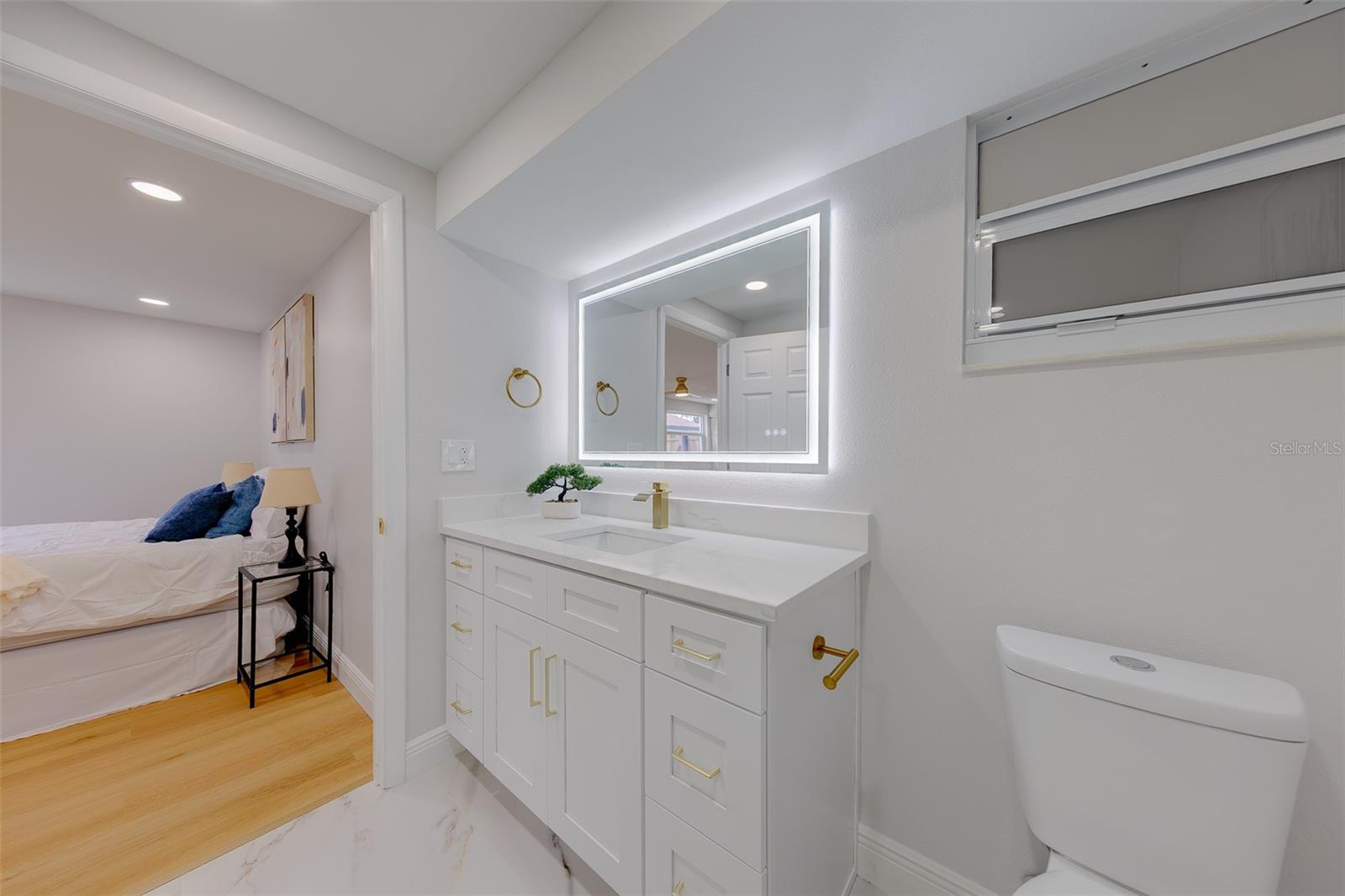 7149 CHANNELSIDE LN N — photo 36