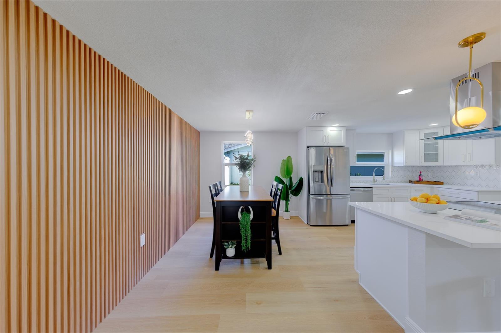 7149 CHANNELSIDE LN N — photo 8