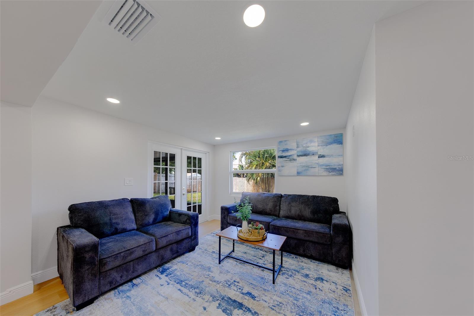 7149 CHANNELSIDE LN N — photo 18